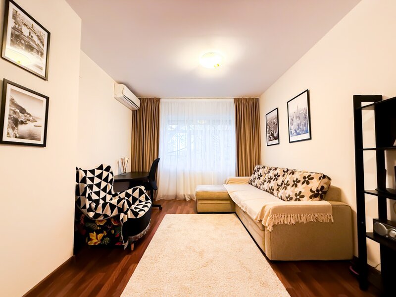 1 Decembrie langa metrou, apartament 2 camere, bloc nou, centrala.