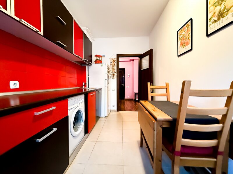 1 Decembrie langa metrou, apartament 2 camere, bloc nou, centrala.